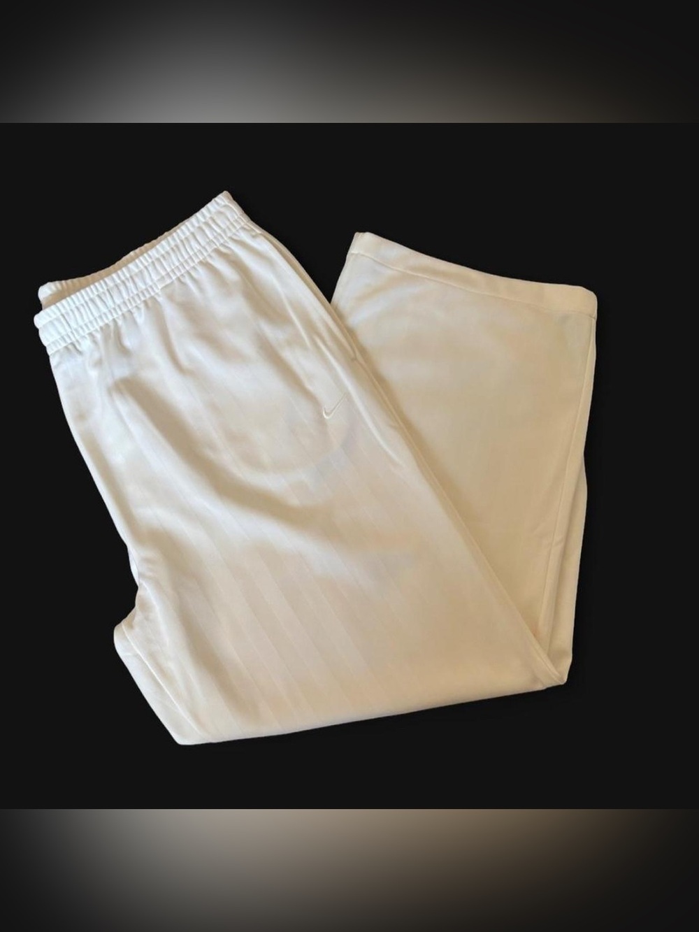 Nike Loose Fit Sportswear Pants